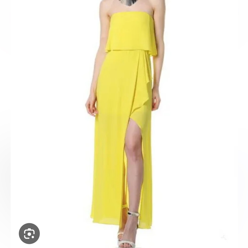 Yellow dress